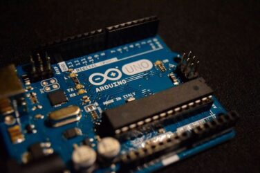 Arduino UNO R3: análisis de una de las placas Arduino más usadas